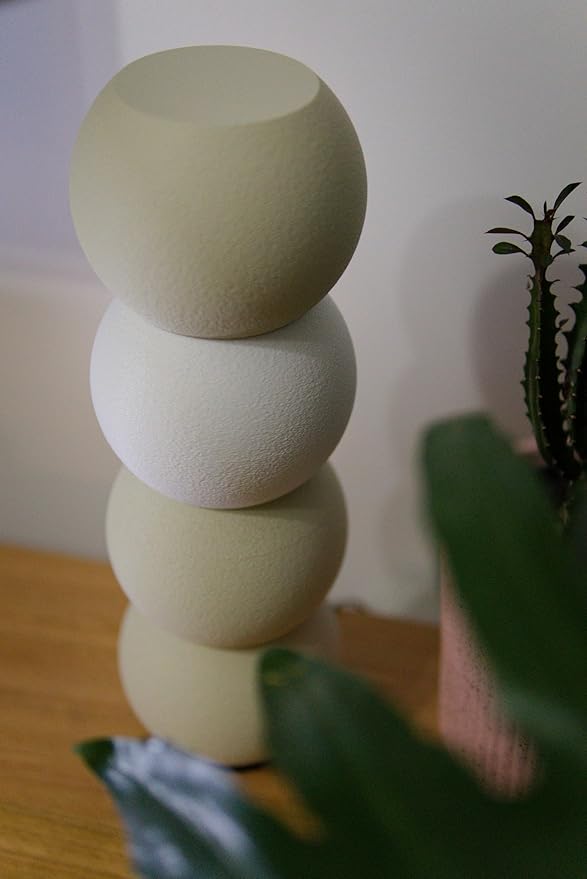 Stacked Ball Table Lamp
