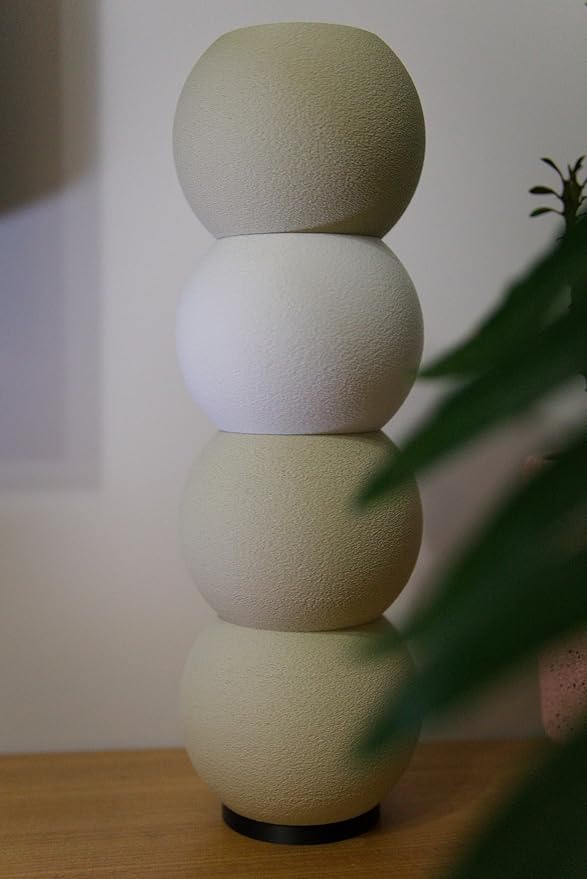 Stacked Ball Table Lamp