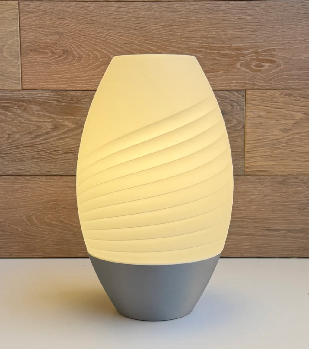 ICARUS desk lamp