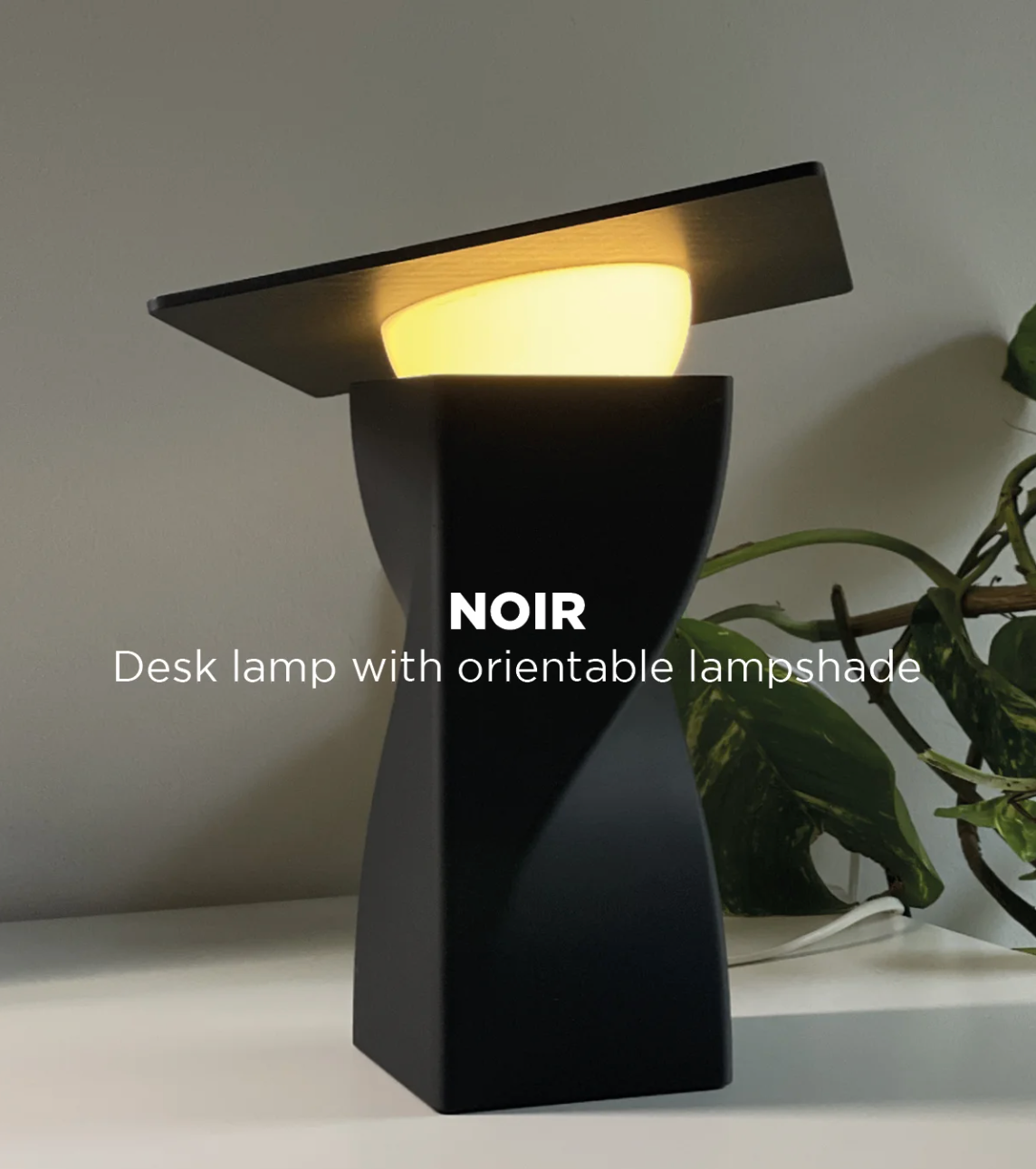 NOIR Desk Lamp