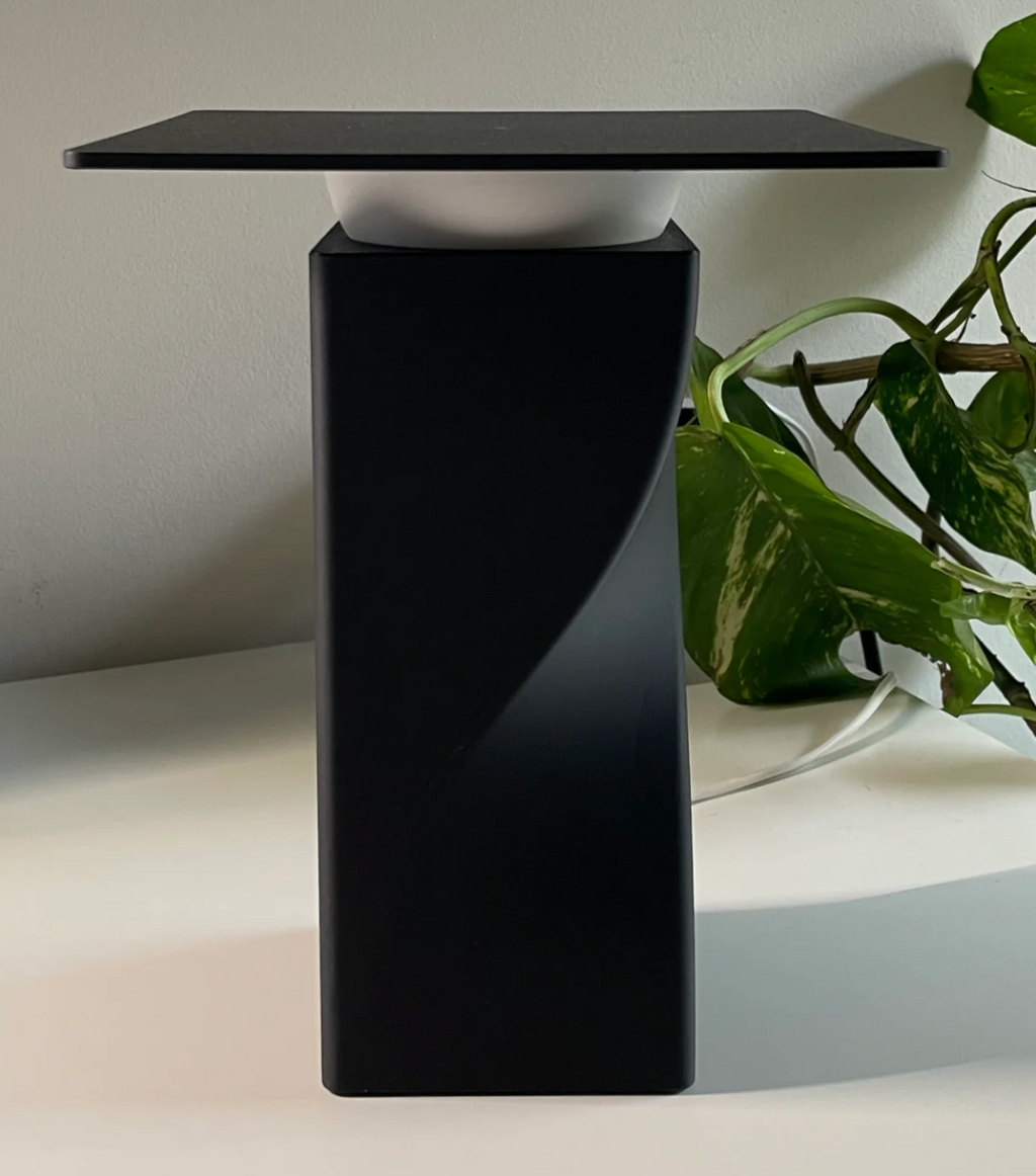 NOIR Desk Lamp